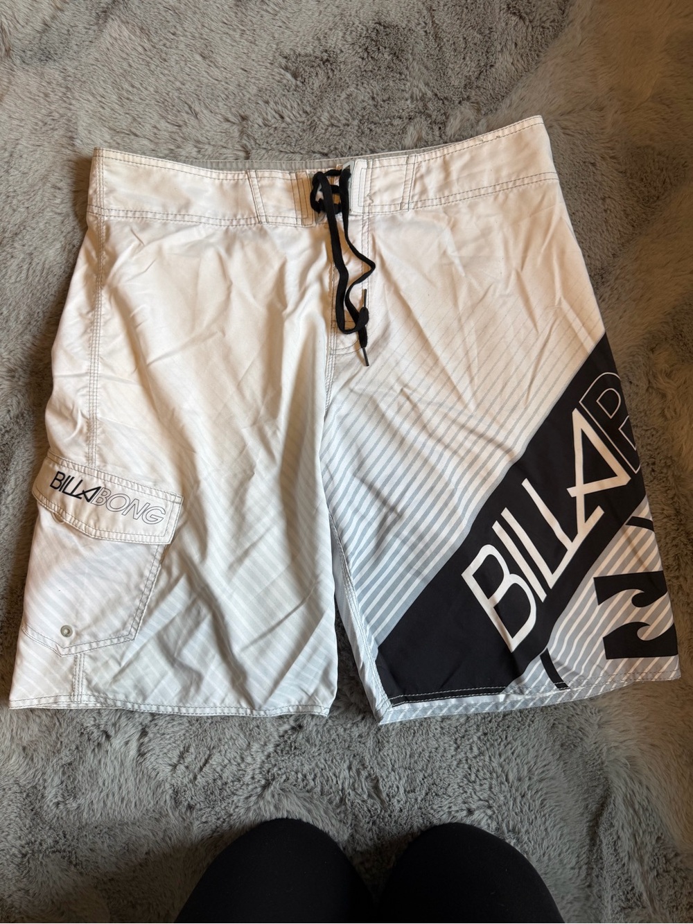 Billabong White and Black Diagonal Logo Boardshorts